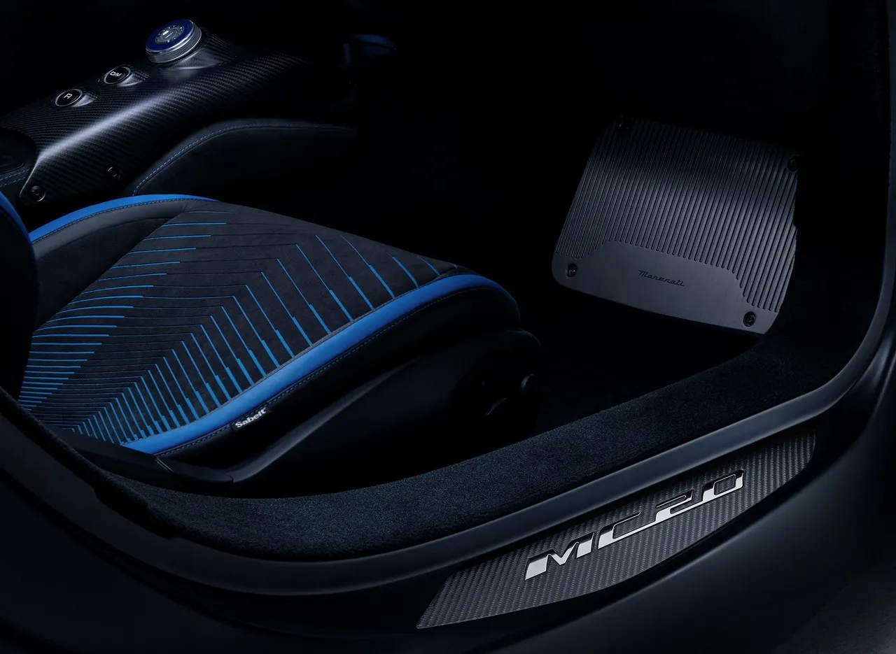 maserati mc20 alcantara