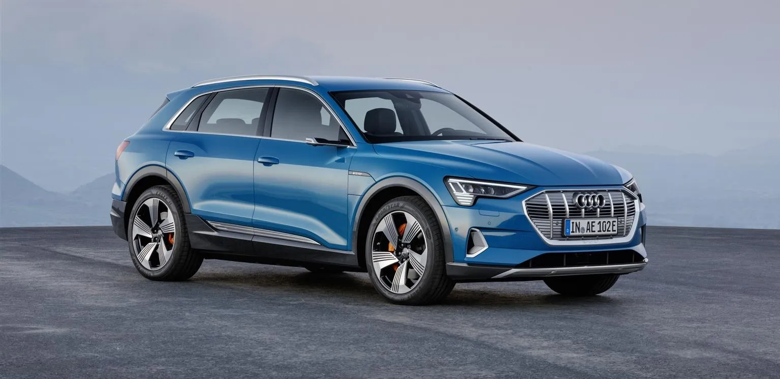 media a1811301 medium