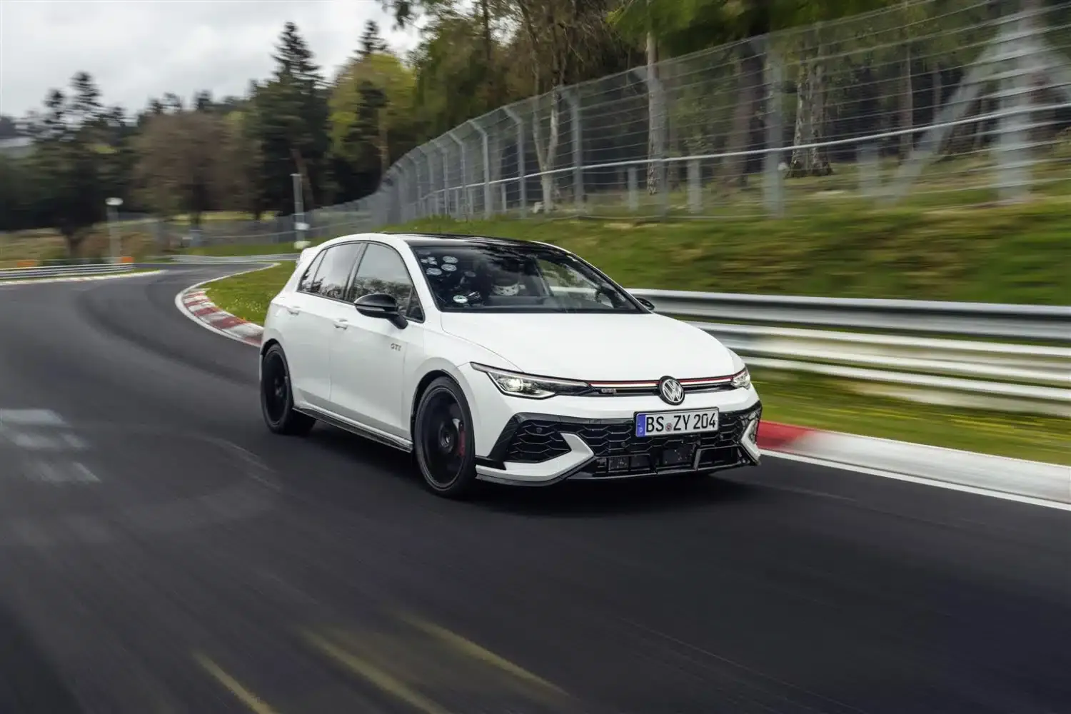 media golf gti edition 50 nring record vw4 20250616 91 db2025au00841