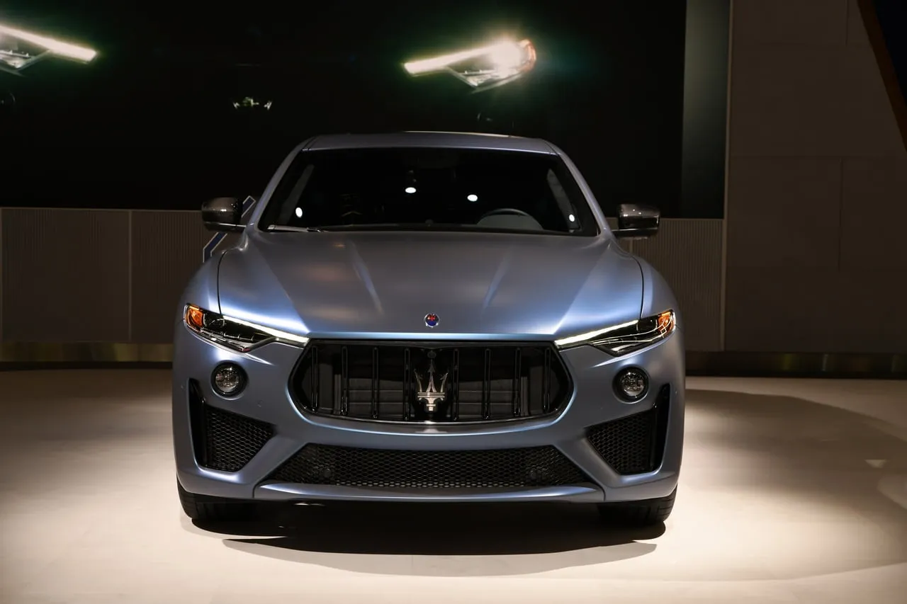 medium 15743 maseratilevantegtsoneofonerayallennewyorkintautoshow2019