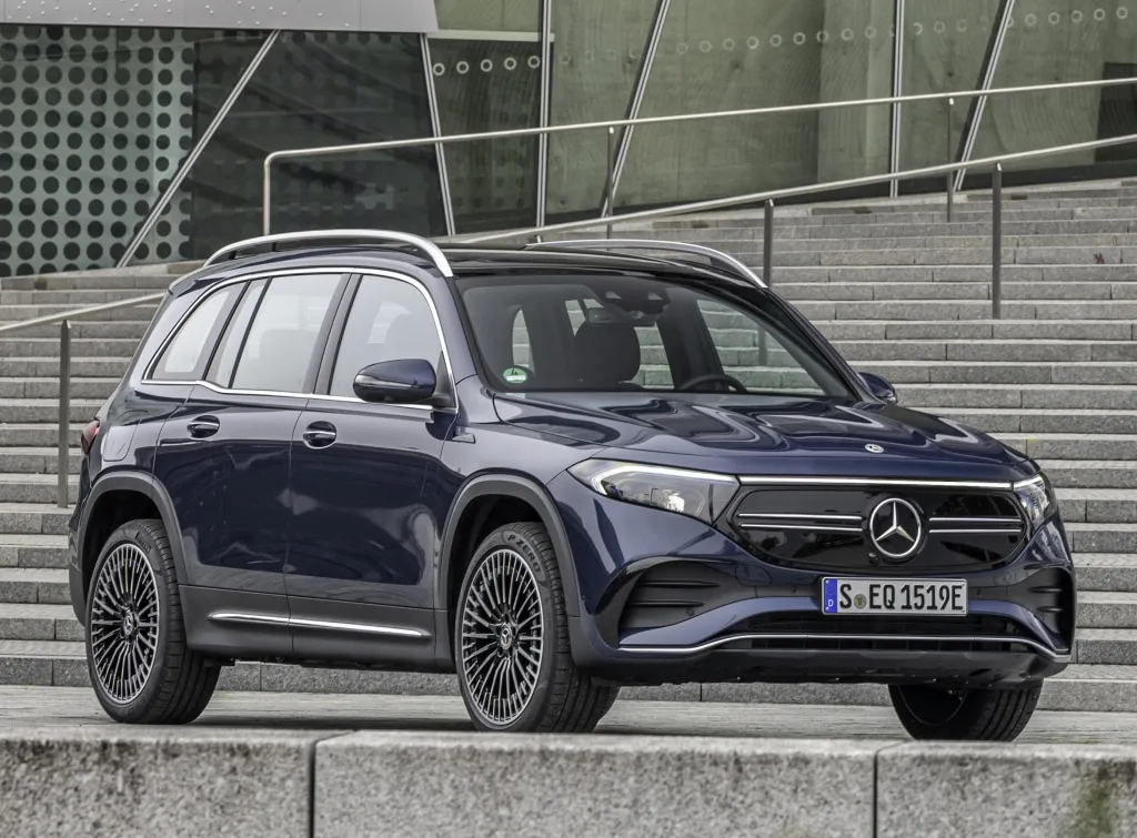 mercedes benz eqb 300 4matic amg line