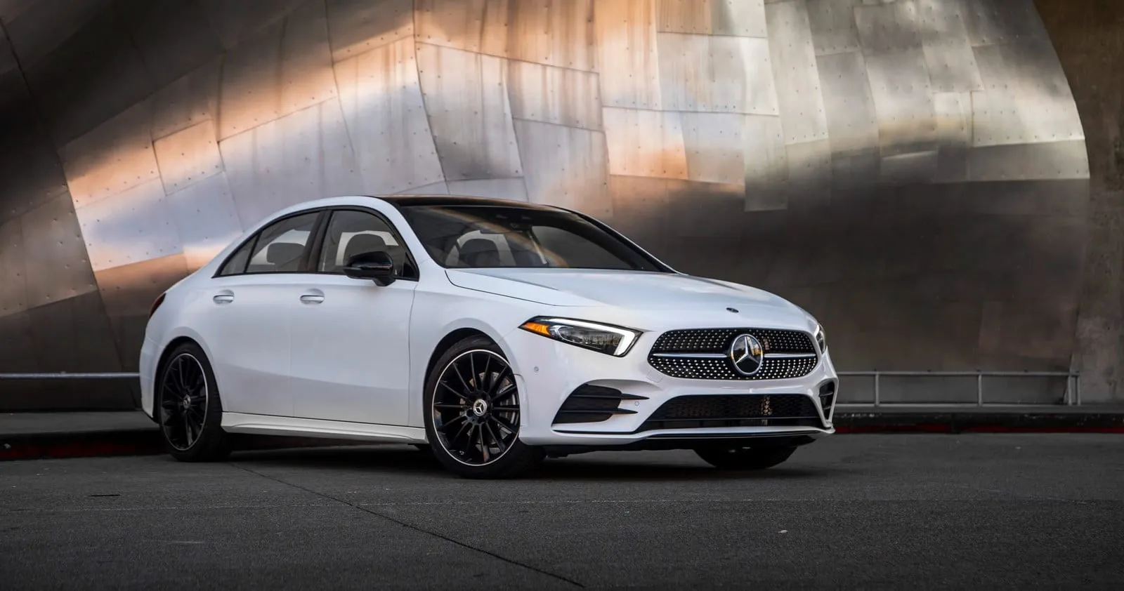 mercedes classea sedan 2019 01 1