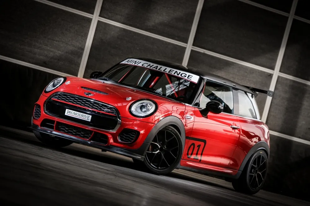 mini challenge 2017 copertina