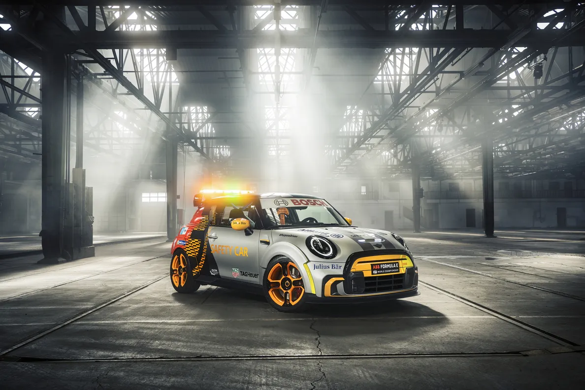 mini electric pacesetter elettrica safety car