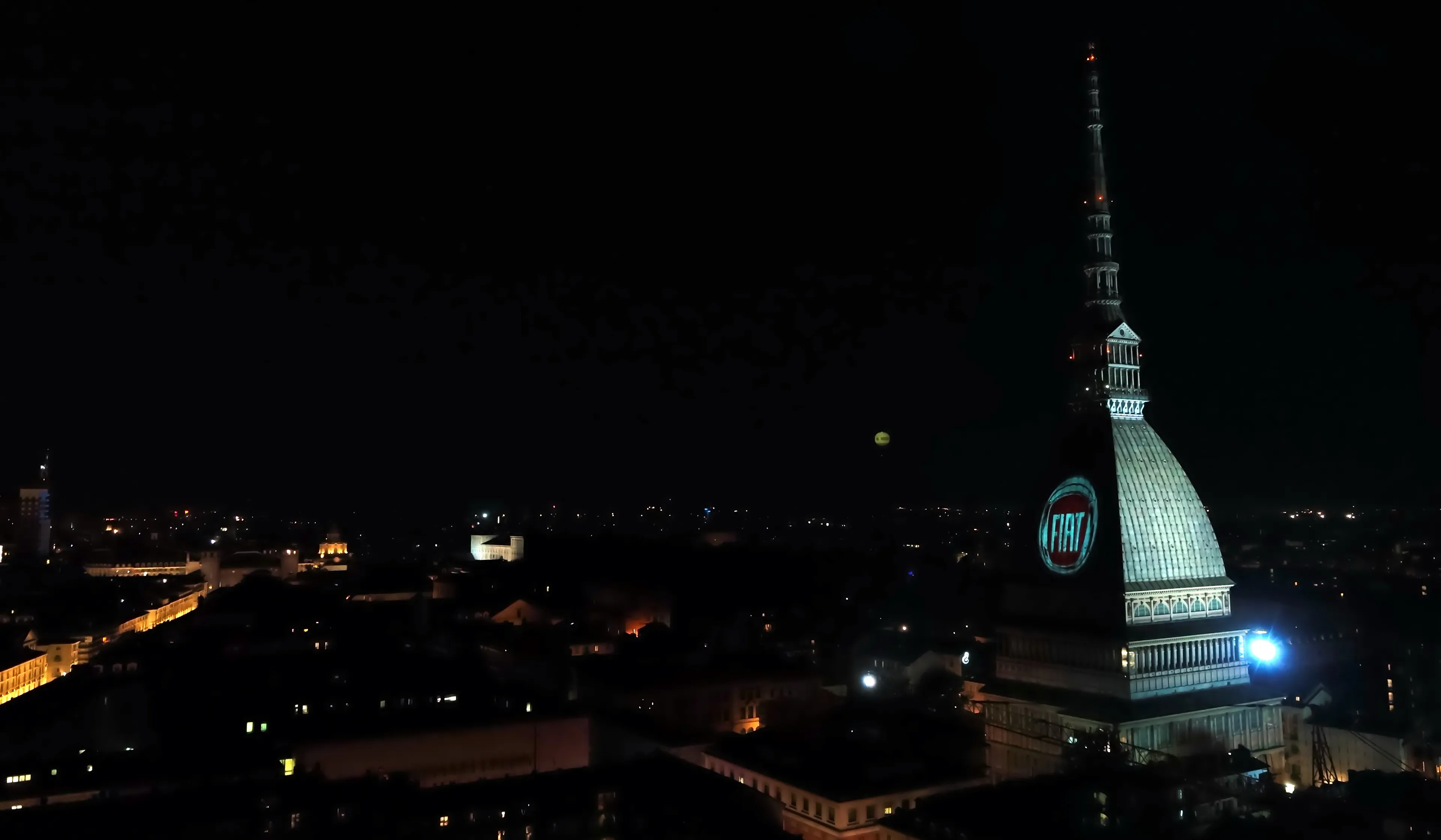 mole antonelliana logo fiat