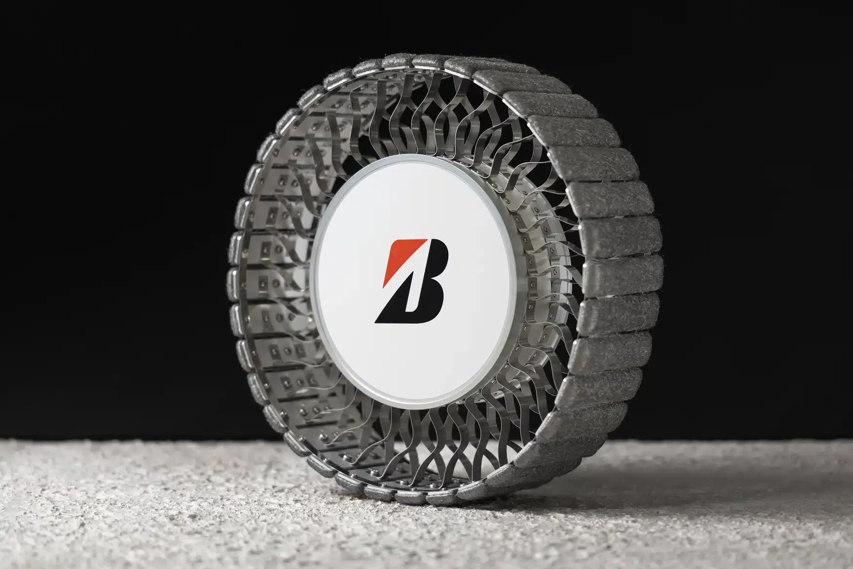 moon tire black