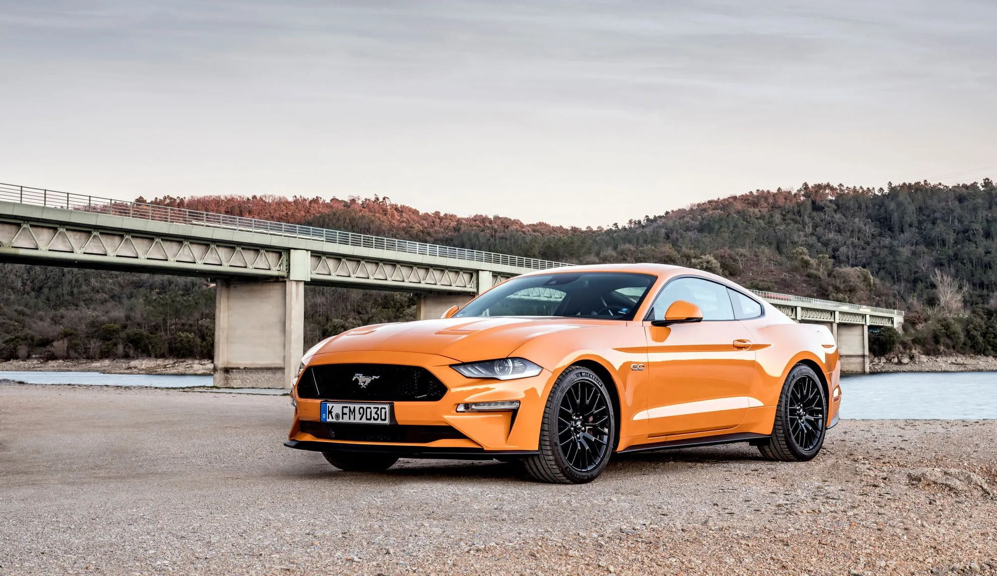 mustang orange fury 001 1