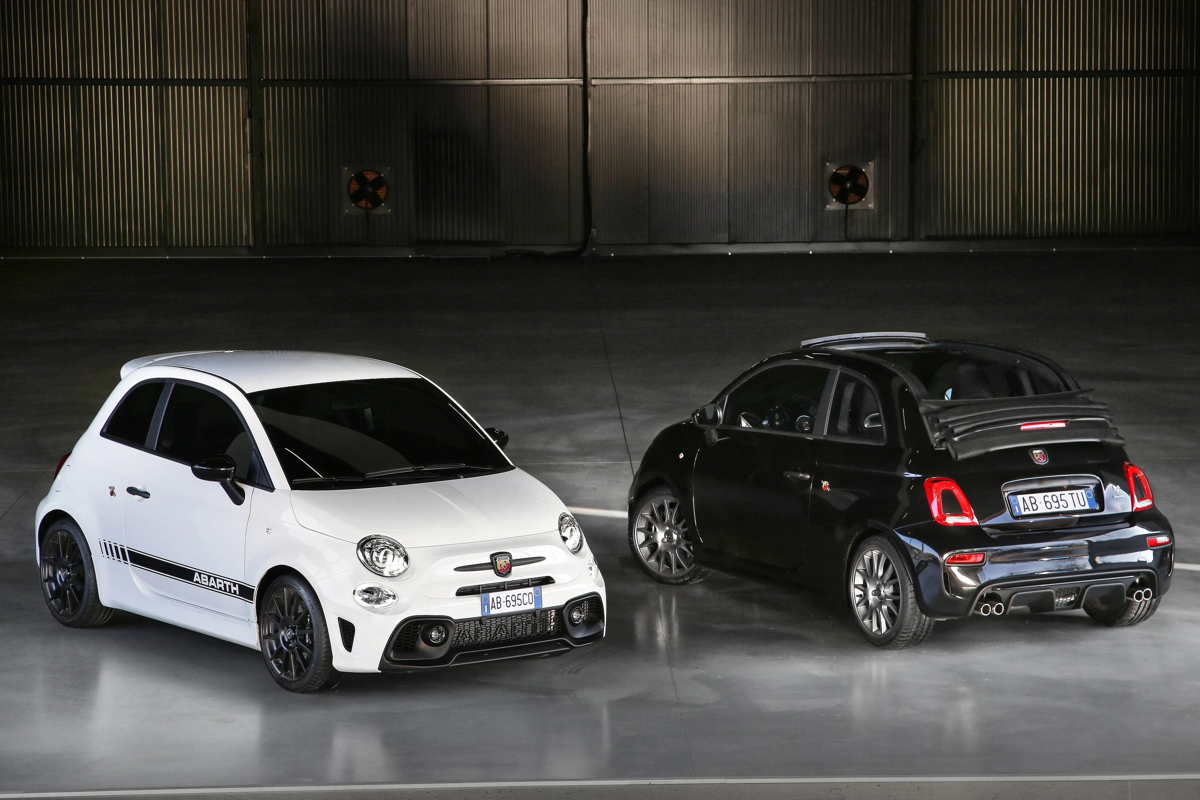 new abarth 695 competizione e 695 turismo 1