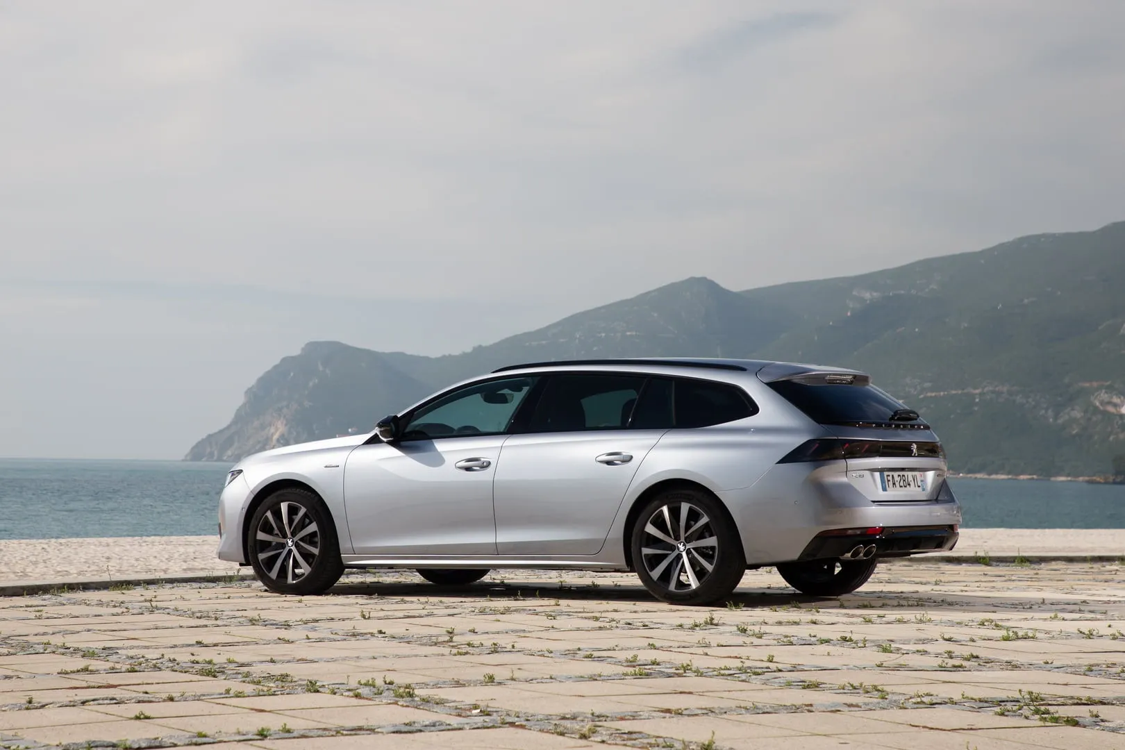 nuova peugeot 508 sw debutta in italia 2