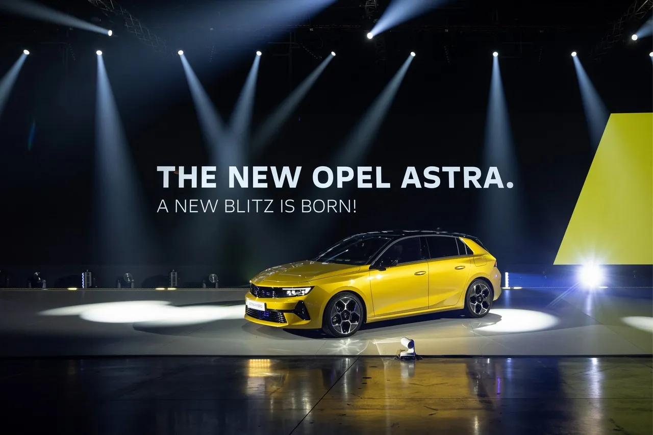 opel astra e