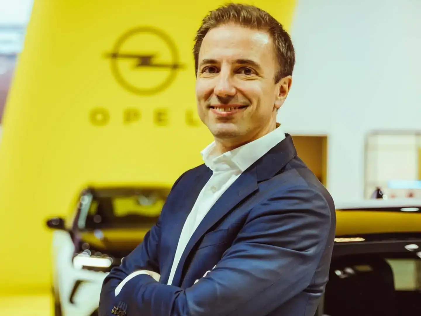 opel ceo florian huettl