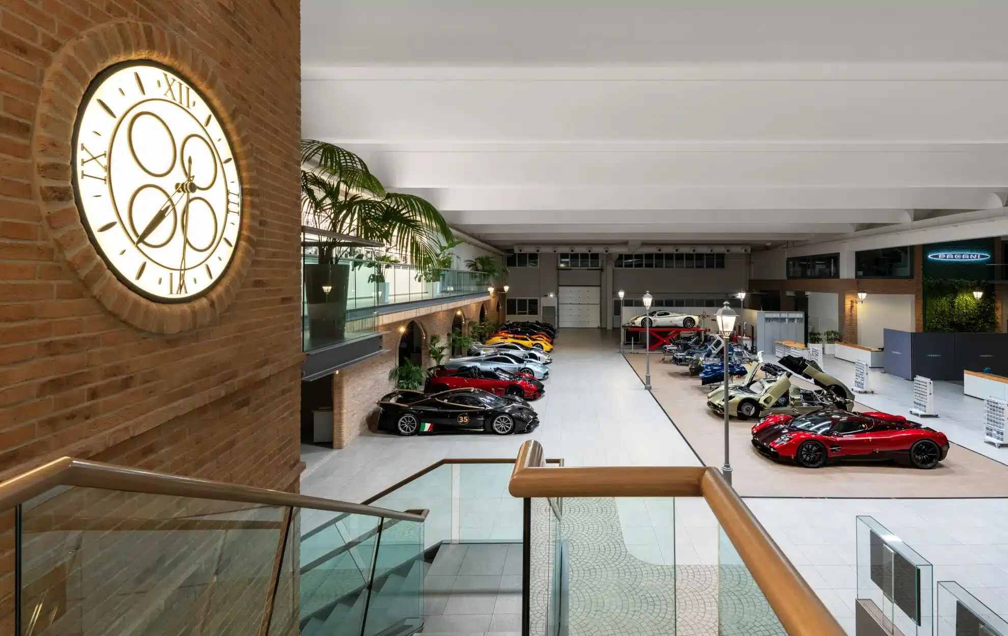 pagani atelier 1980x1249 1