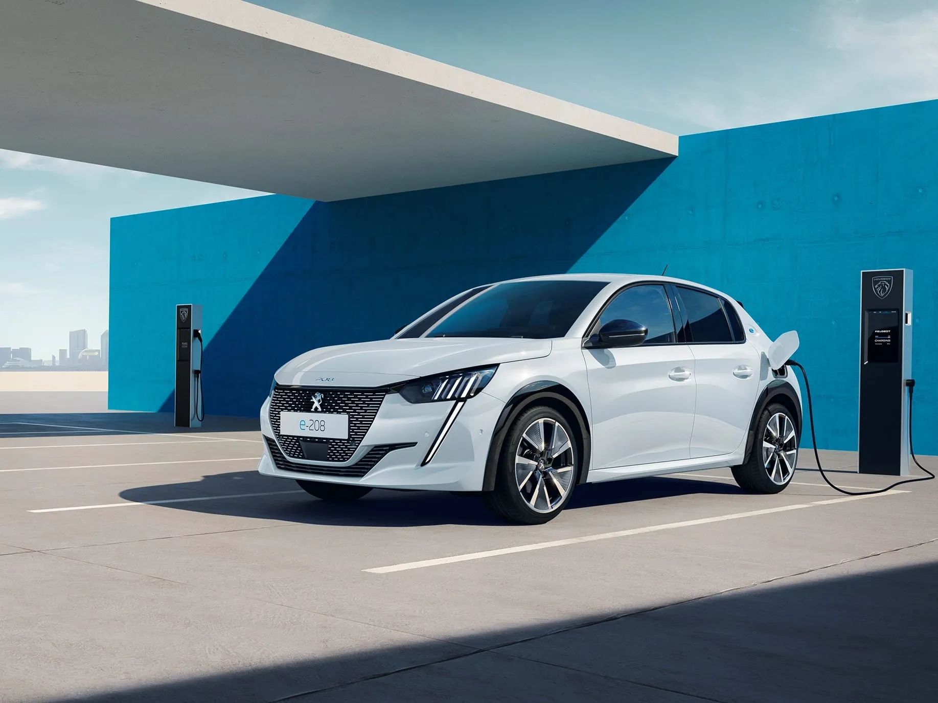 peugeot e 208 2023 anteriore