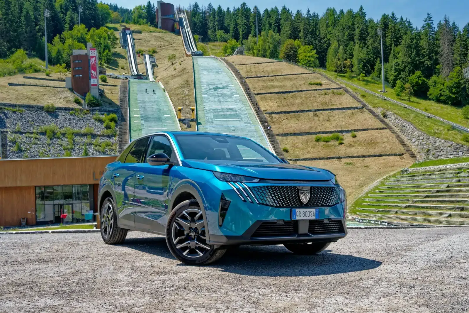 peugeot3008hybridacourchevel