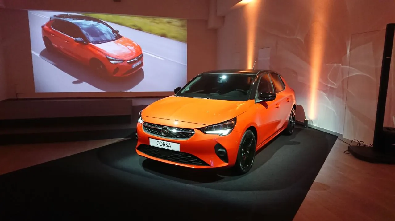 photo5999027190693474854