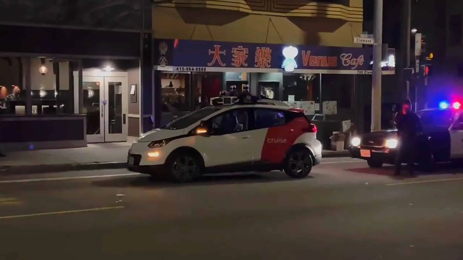 posto di blocco guida autonoma