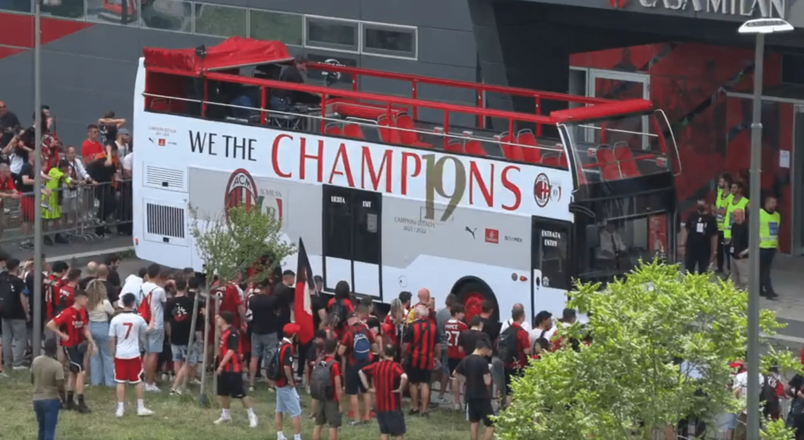 pullman milan festa scudetto