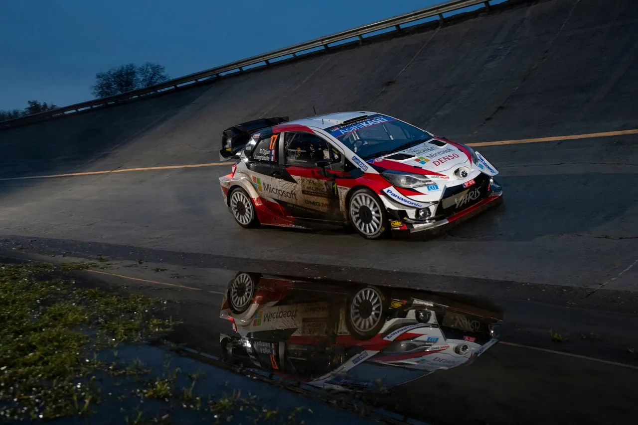 sebastien ogier toyota yaris wrc