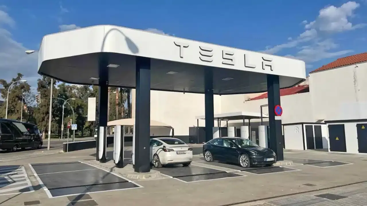 tesla cordova charger