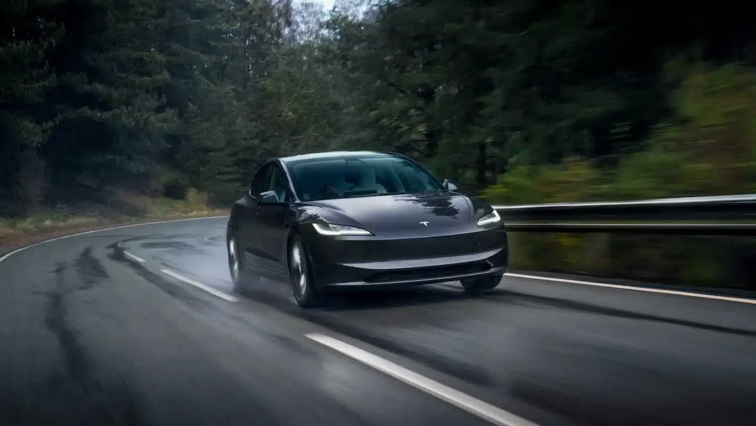 tesla model 3 long range prezzo