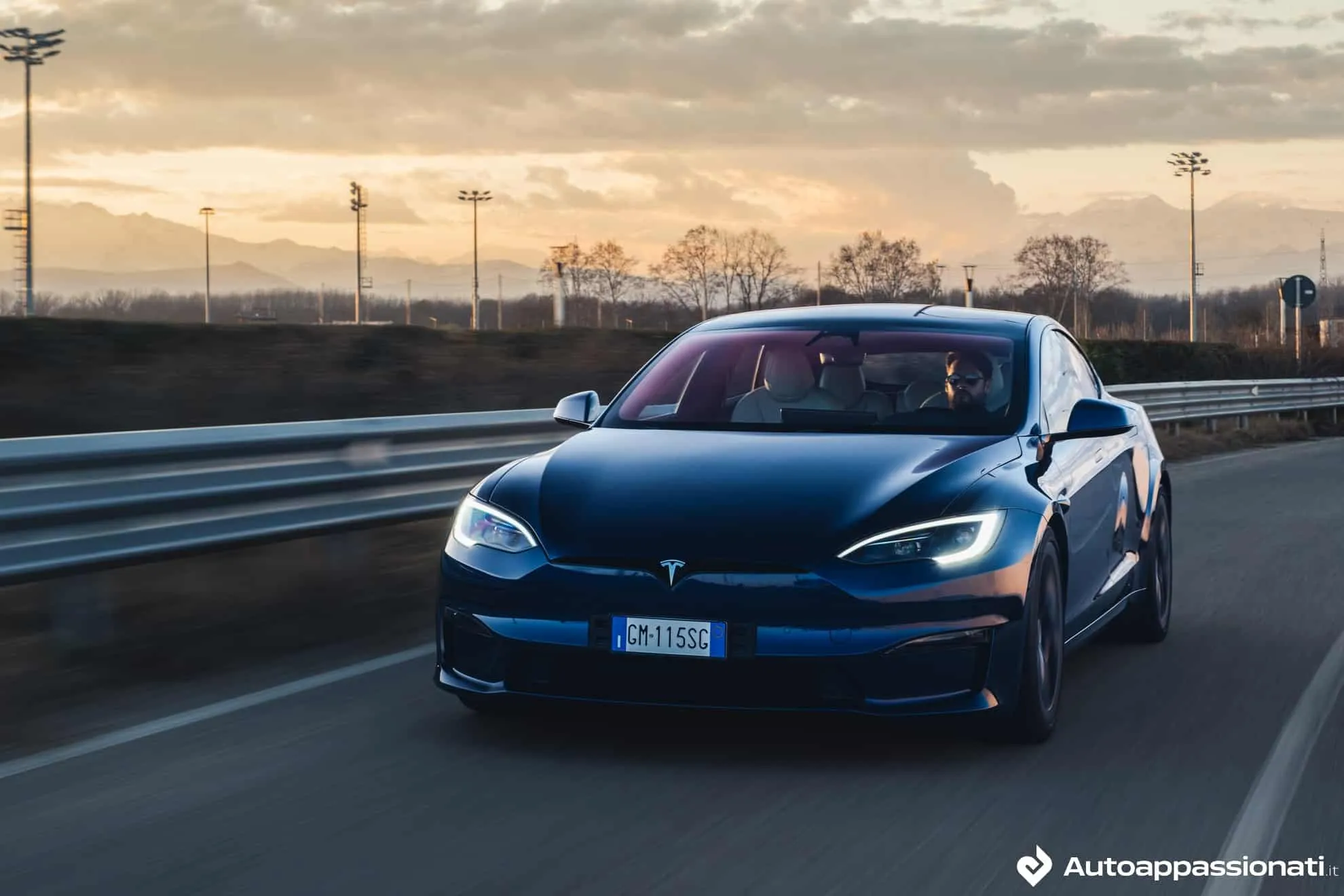 tesla model s plaid 26