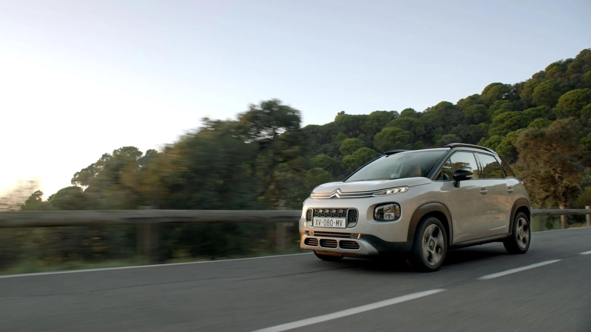 una nuova campagna mondiale per suv citroen c3 aircross 2