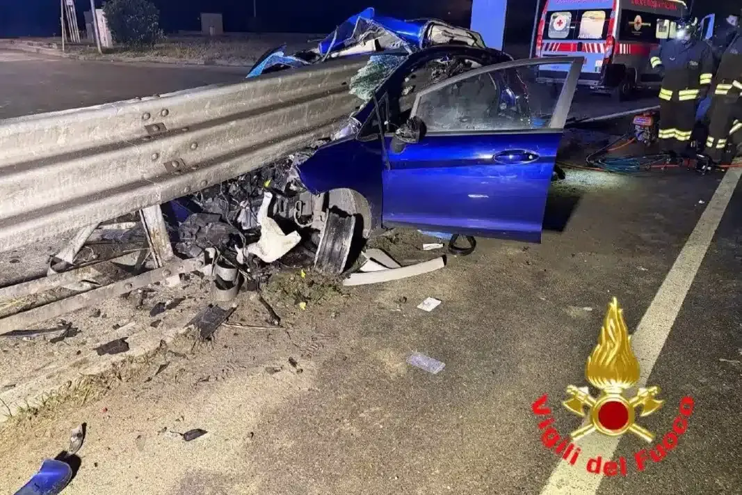 162119235 77b02d57 babb 430a 8a08 d83d0cc05226