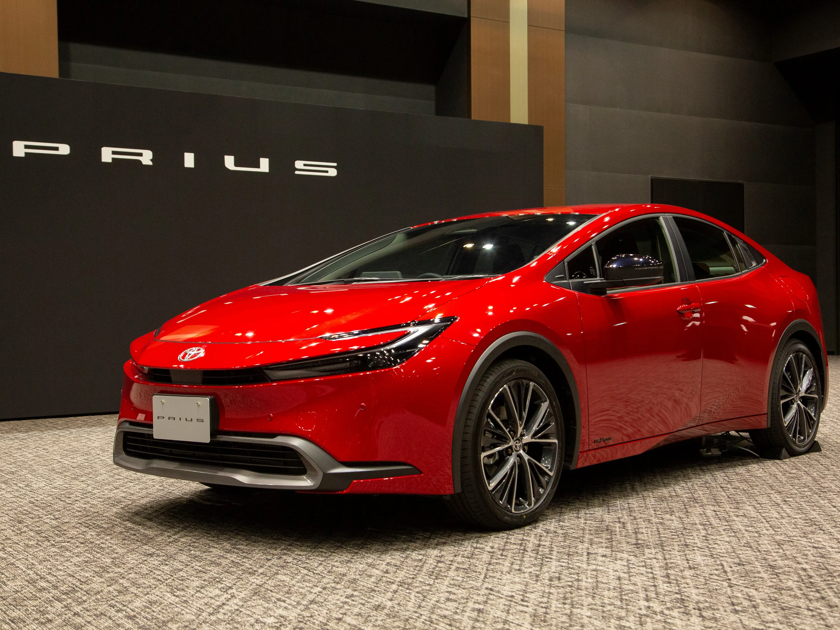 nuova toyota prius 2023