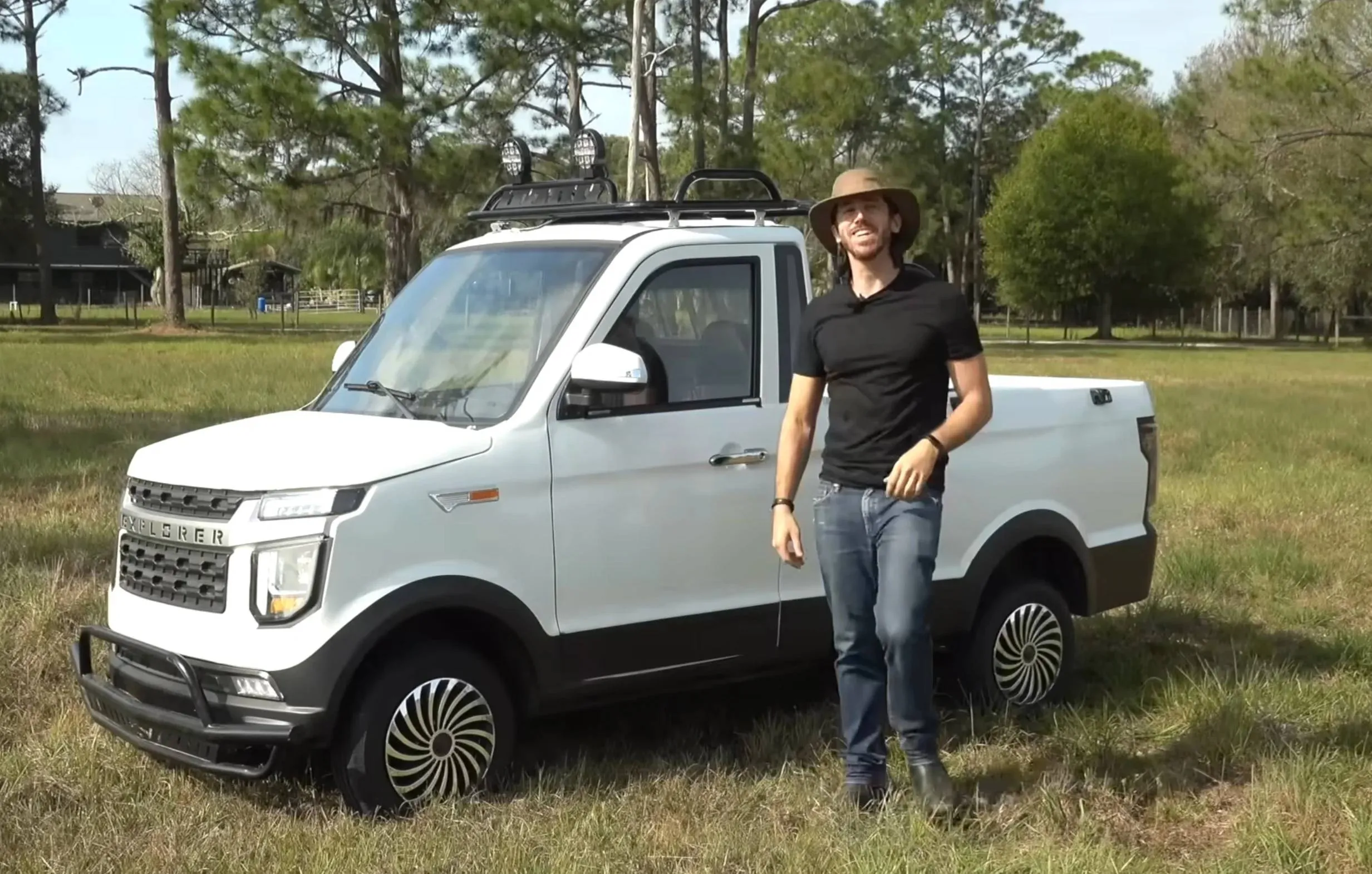 This-guy-bought-a-2000-electric-truck-from-Alibaba-in-China-and-then-ended-up-using-a-lot-more-often-than-he-initially-thought