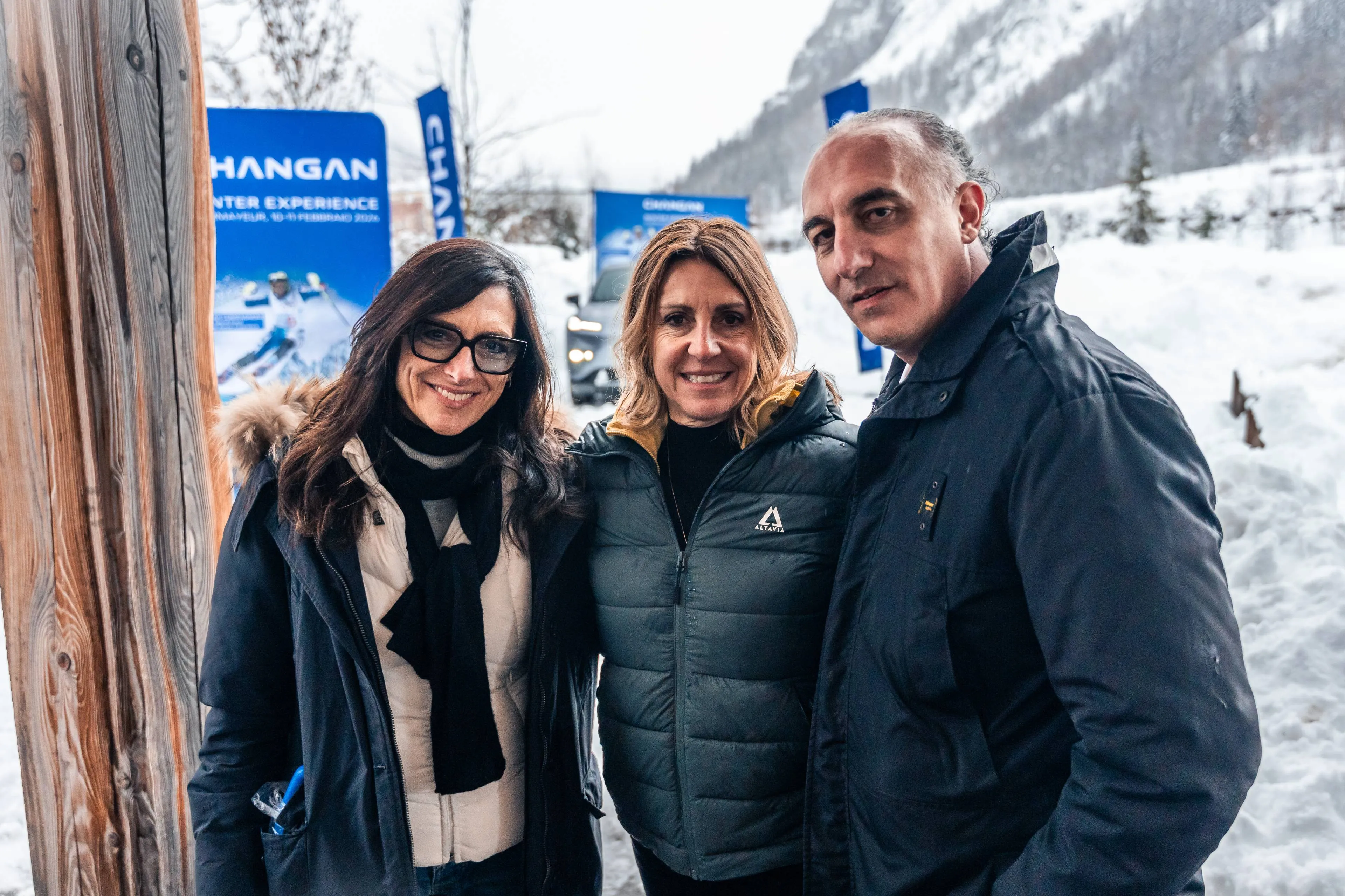 Graziuso Compagnoni Fumagalli Changan su sfondo innevato