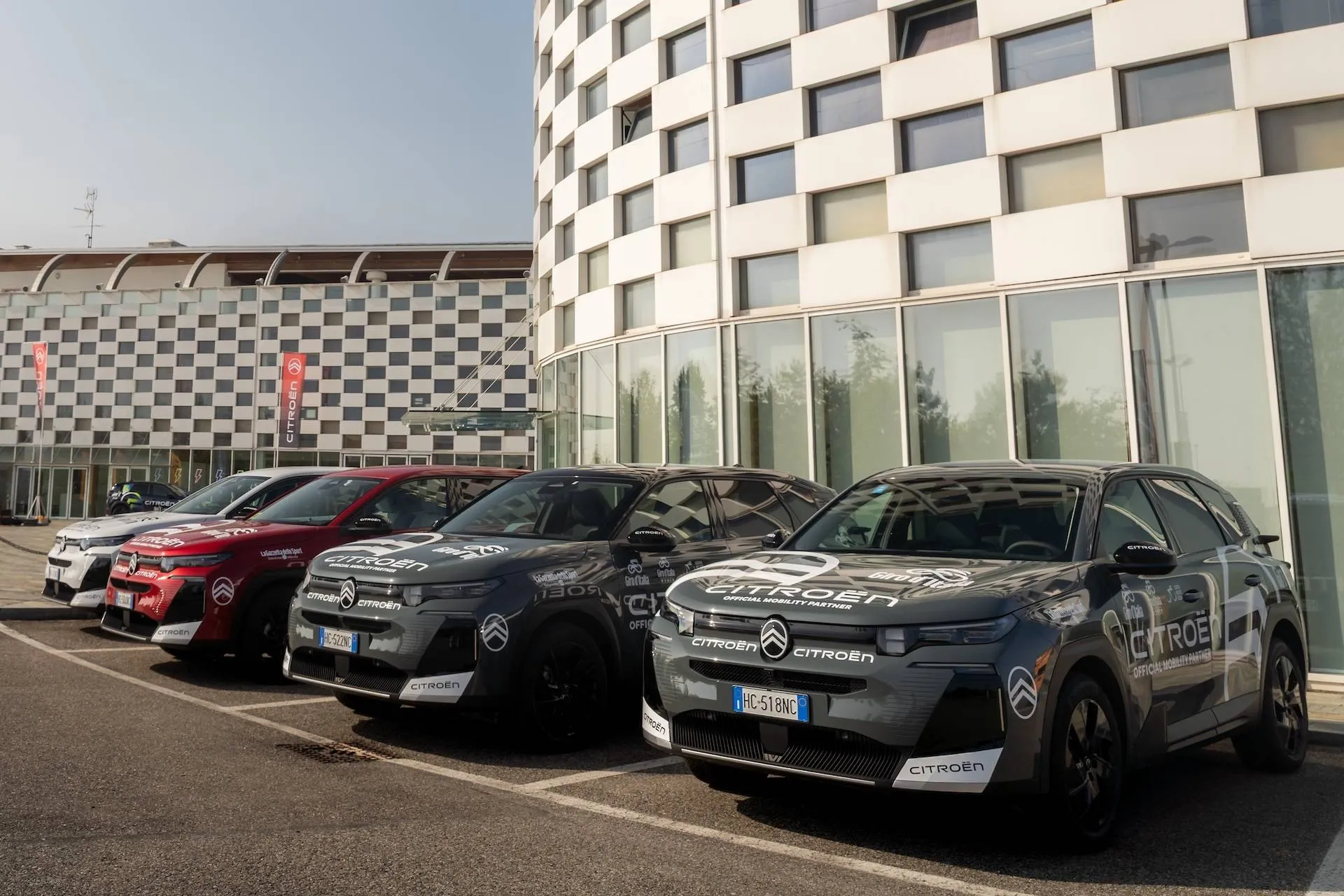 Citroen C5 Aircross Giro d'Italia frontale insieme