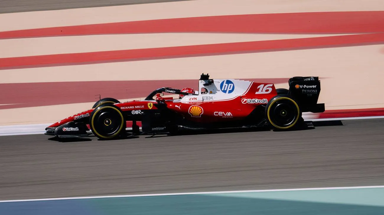 scuderia-ferrari-test-bahrain-wednesday-land