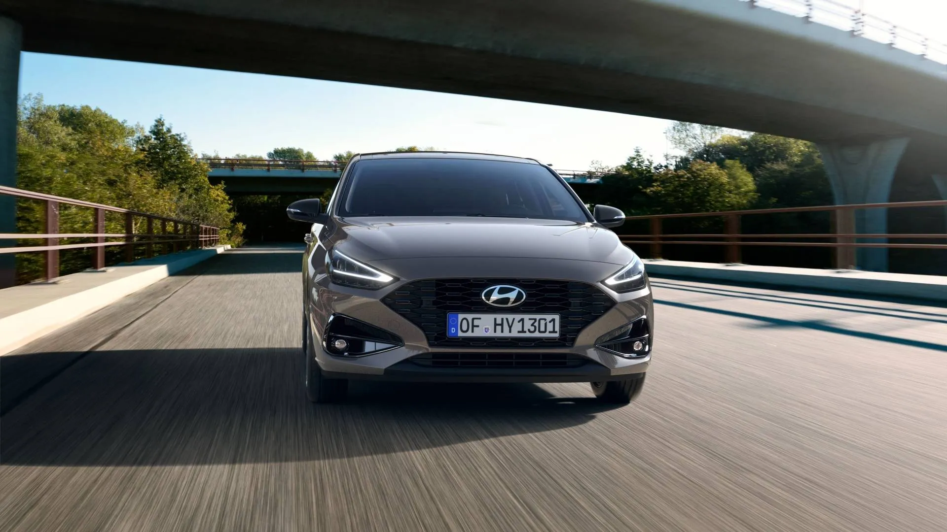 hyundai-i30 frontale dinamica nella versione my2027