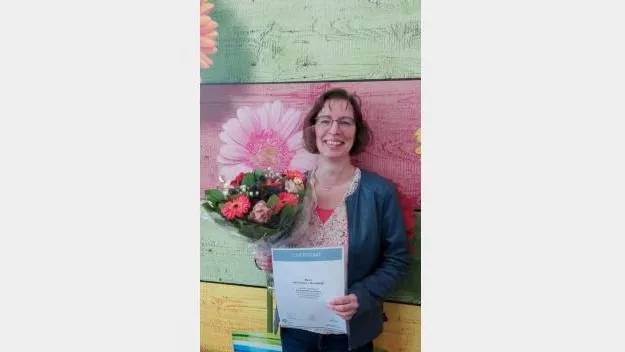 90c305df f081 4e09 816d 132c83a9d4c4