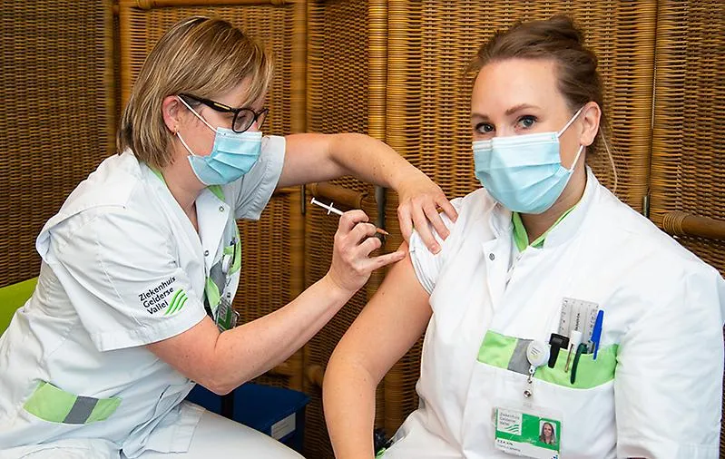 boostervaccinatieelkearts24 11 2021web