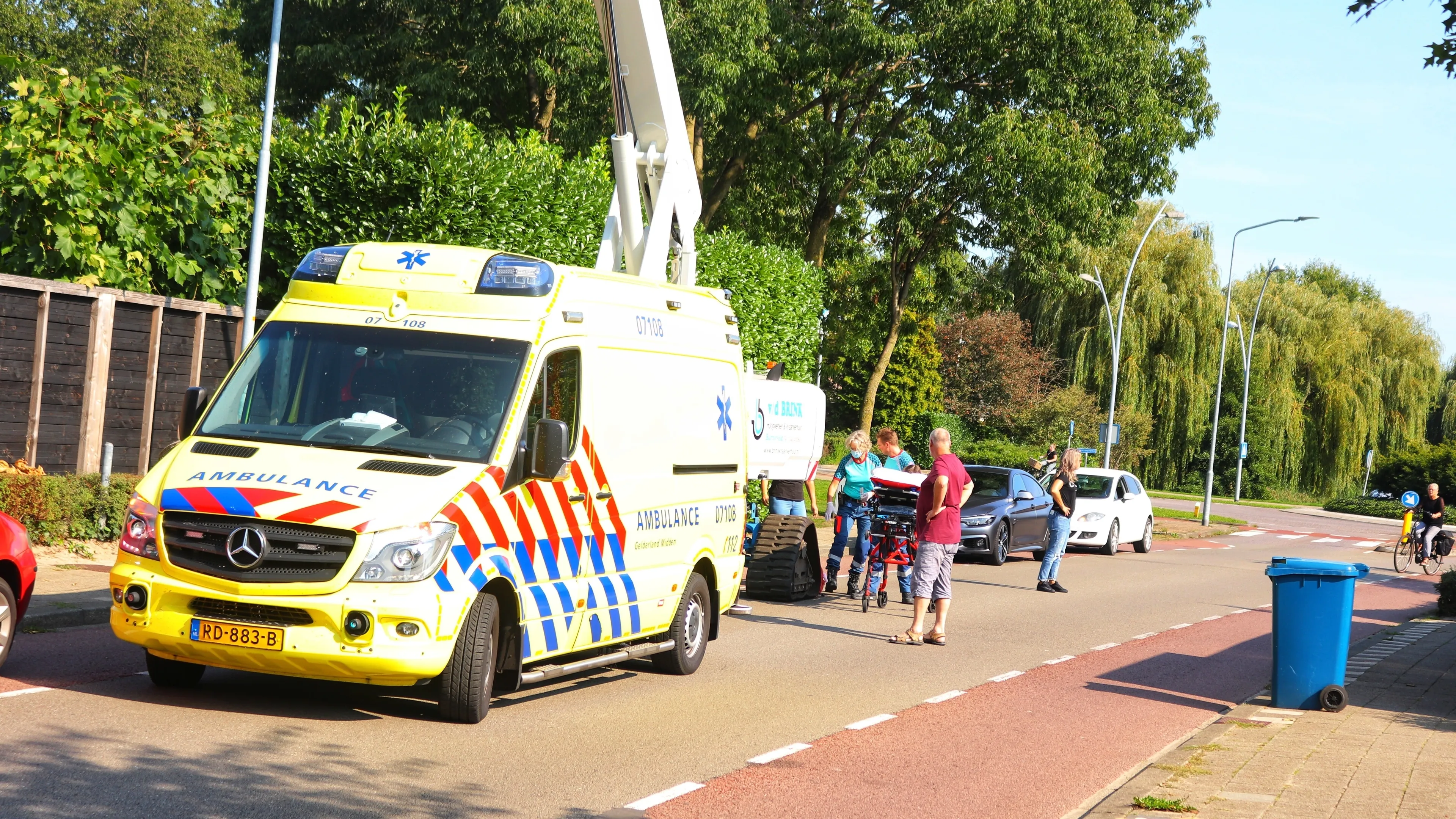 botsing met hoogwerker