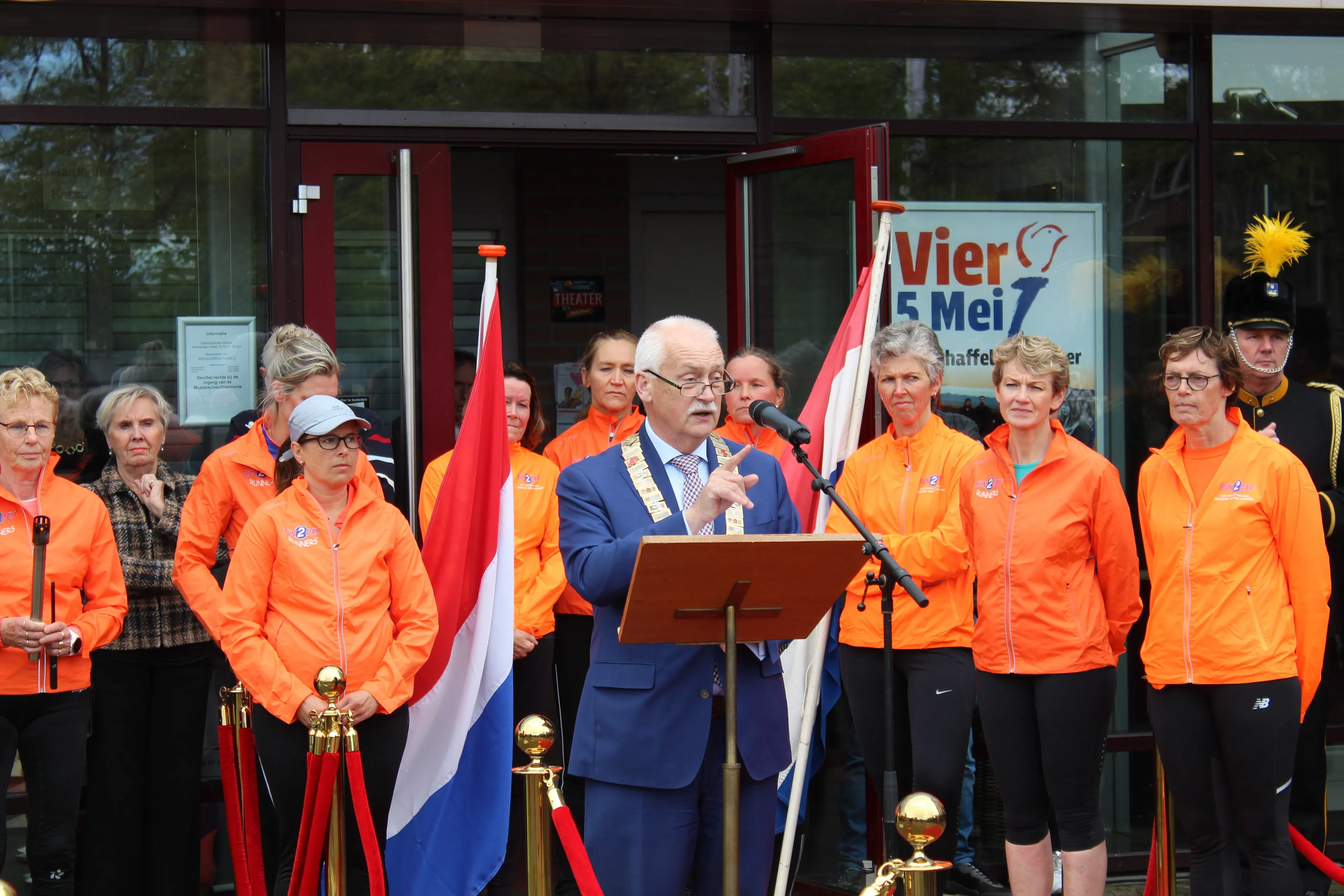 buurgemeester van dijk