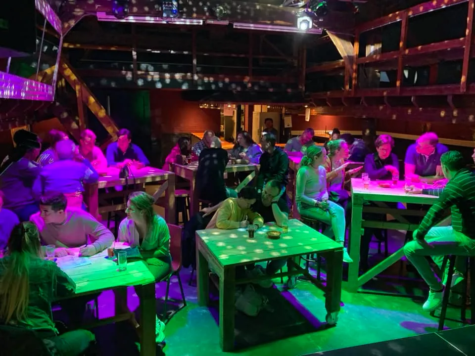 foto van een eerdere ftlom popquiz 2