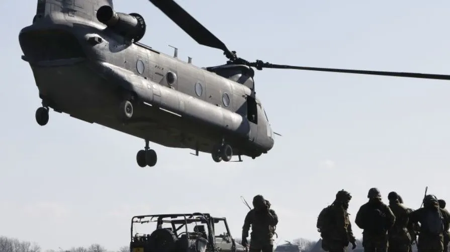 laagvliegen helikopter oefening