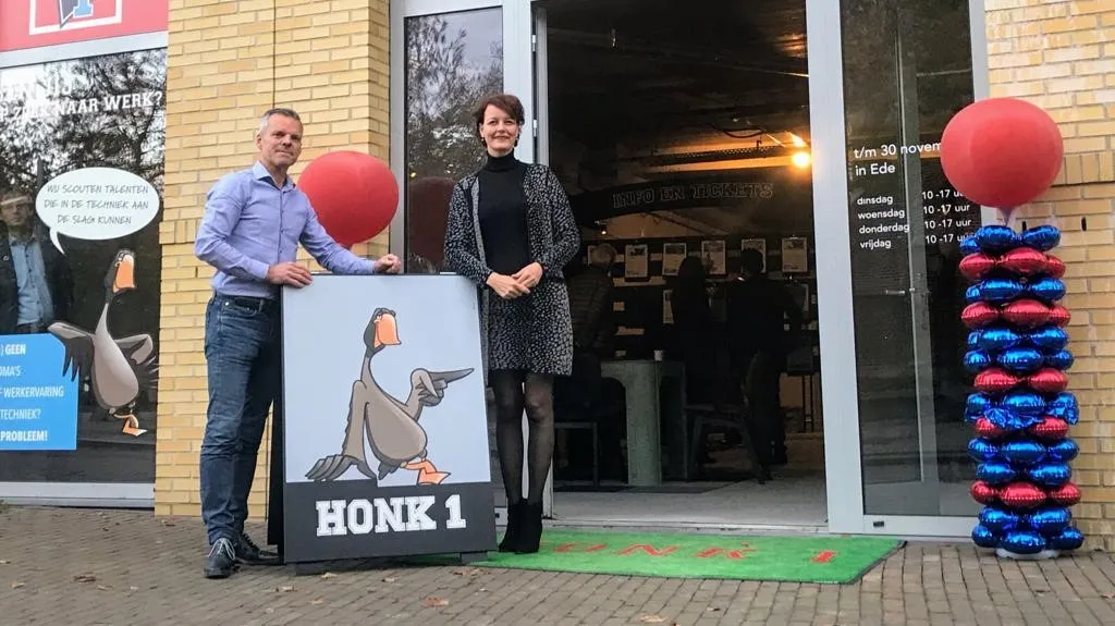 pb opening pop up store