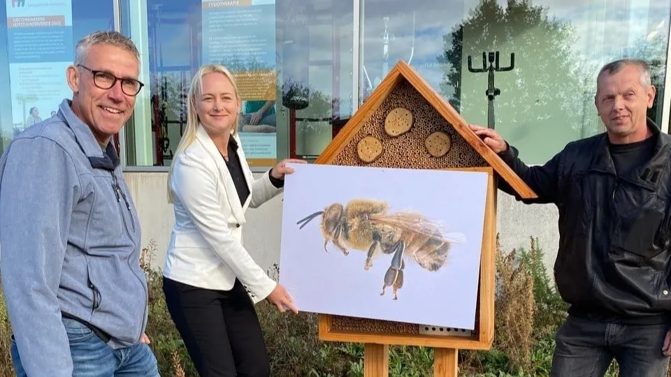 persbericht 22 056 opening bijenhotels in voorthuizen 1