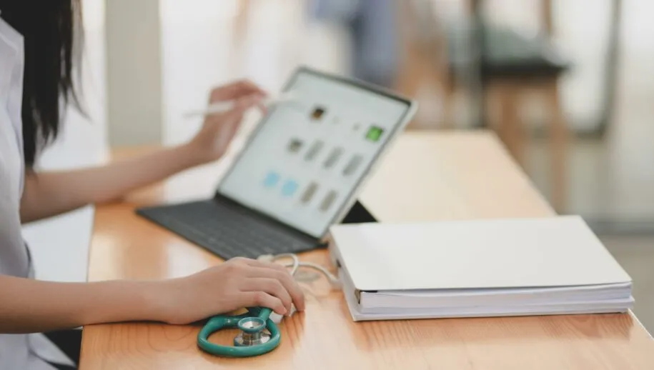 voorzitter patientenadviesraad huisartsen gelderse vallei gezocht 915x518 1