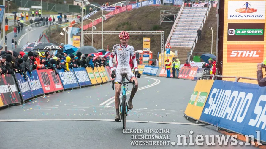 20190127 hoo gp avdpoel 0101