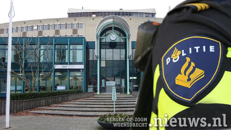 20201109 jkr boz stadskantoor politie 001b