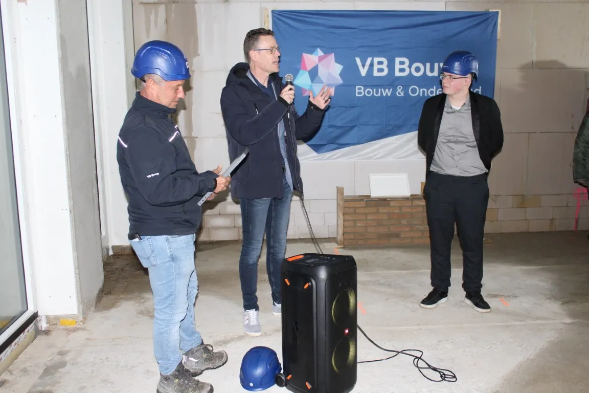 feestelijke steenlegging markiezaten 2 middel