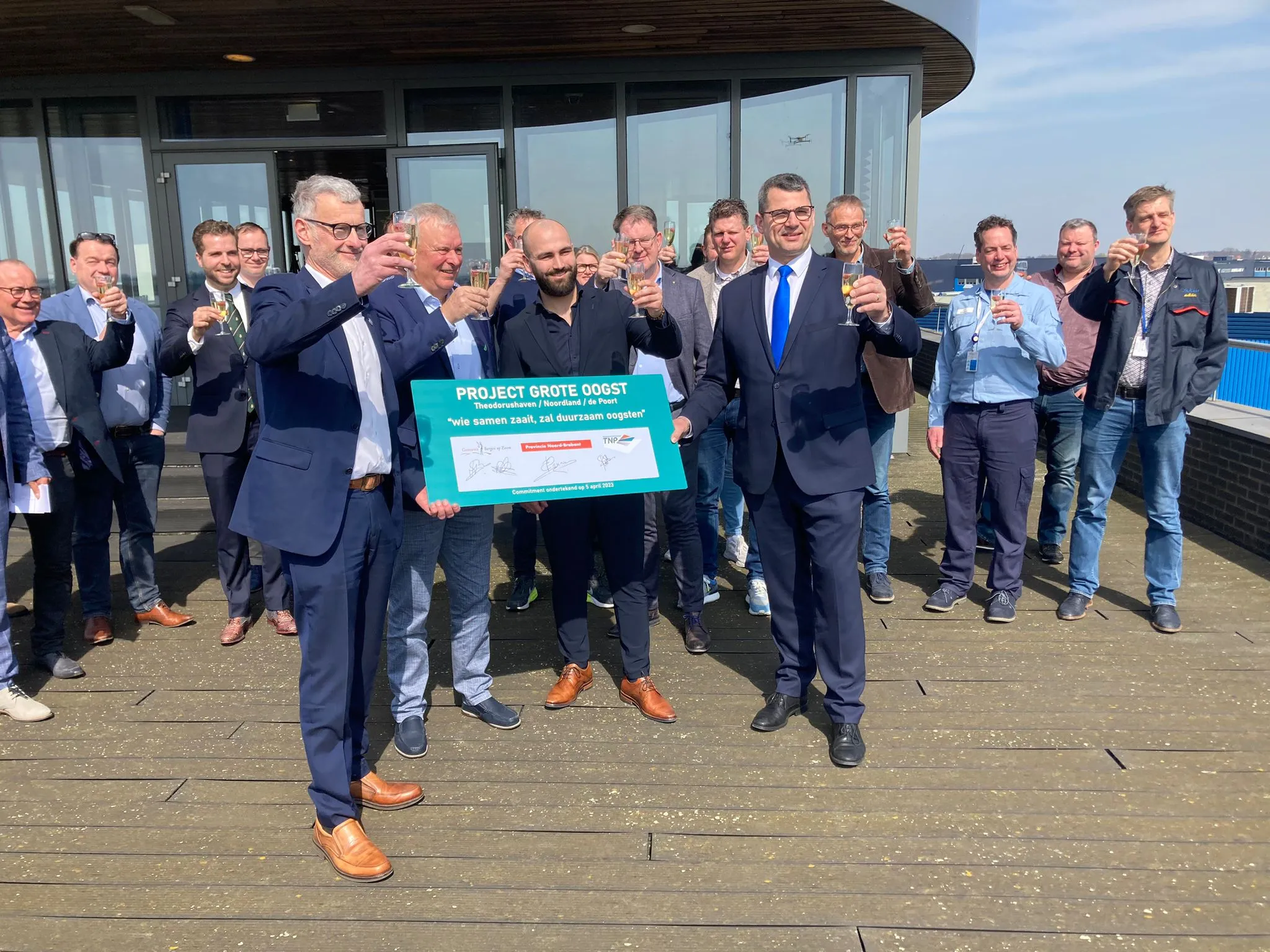 ondertekening plan van aanpak grote oogst 2