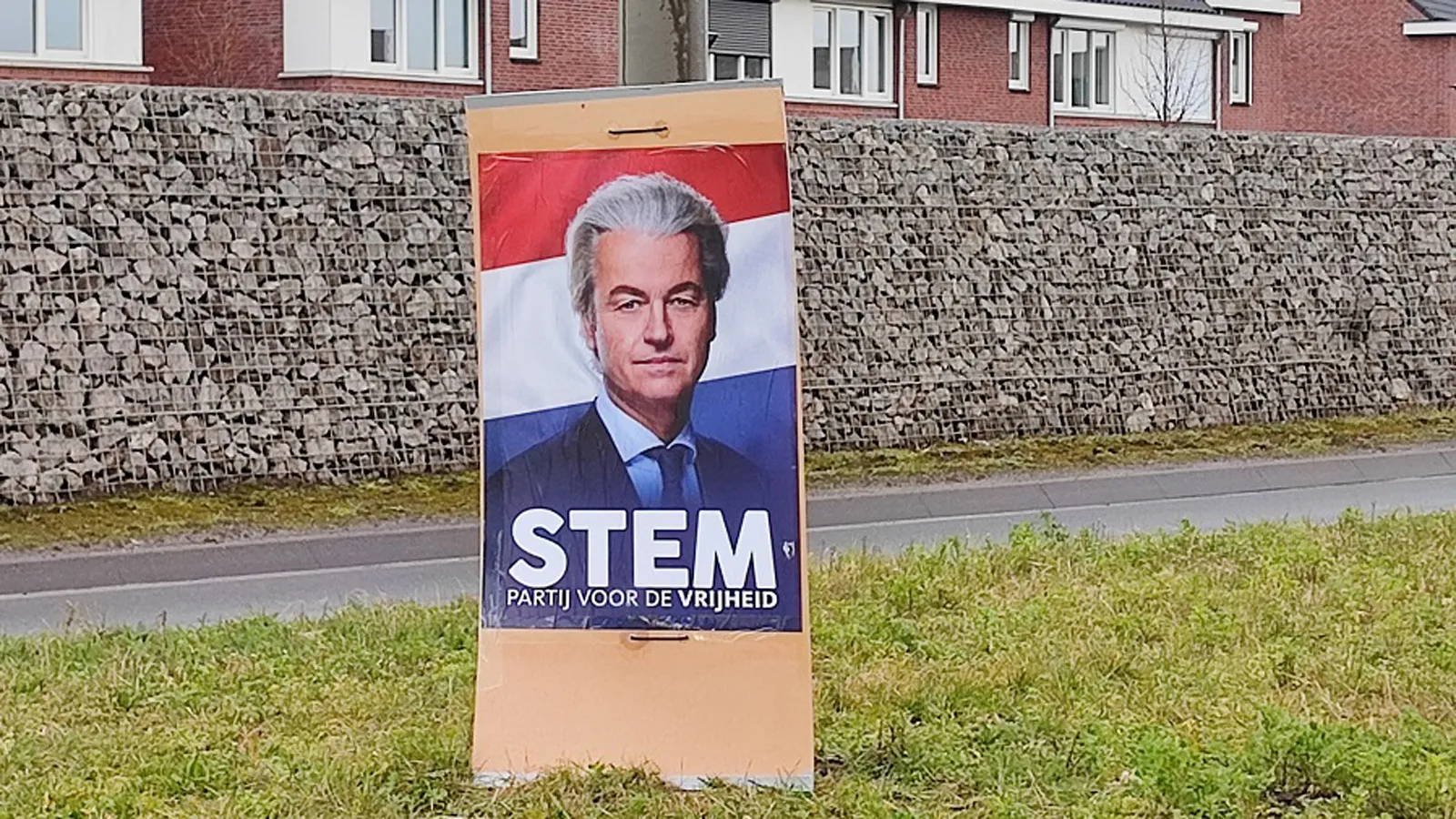 pvv borden bergenopzoom gestolen