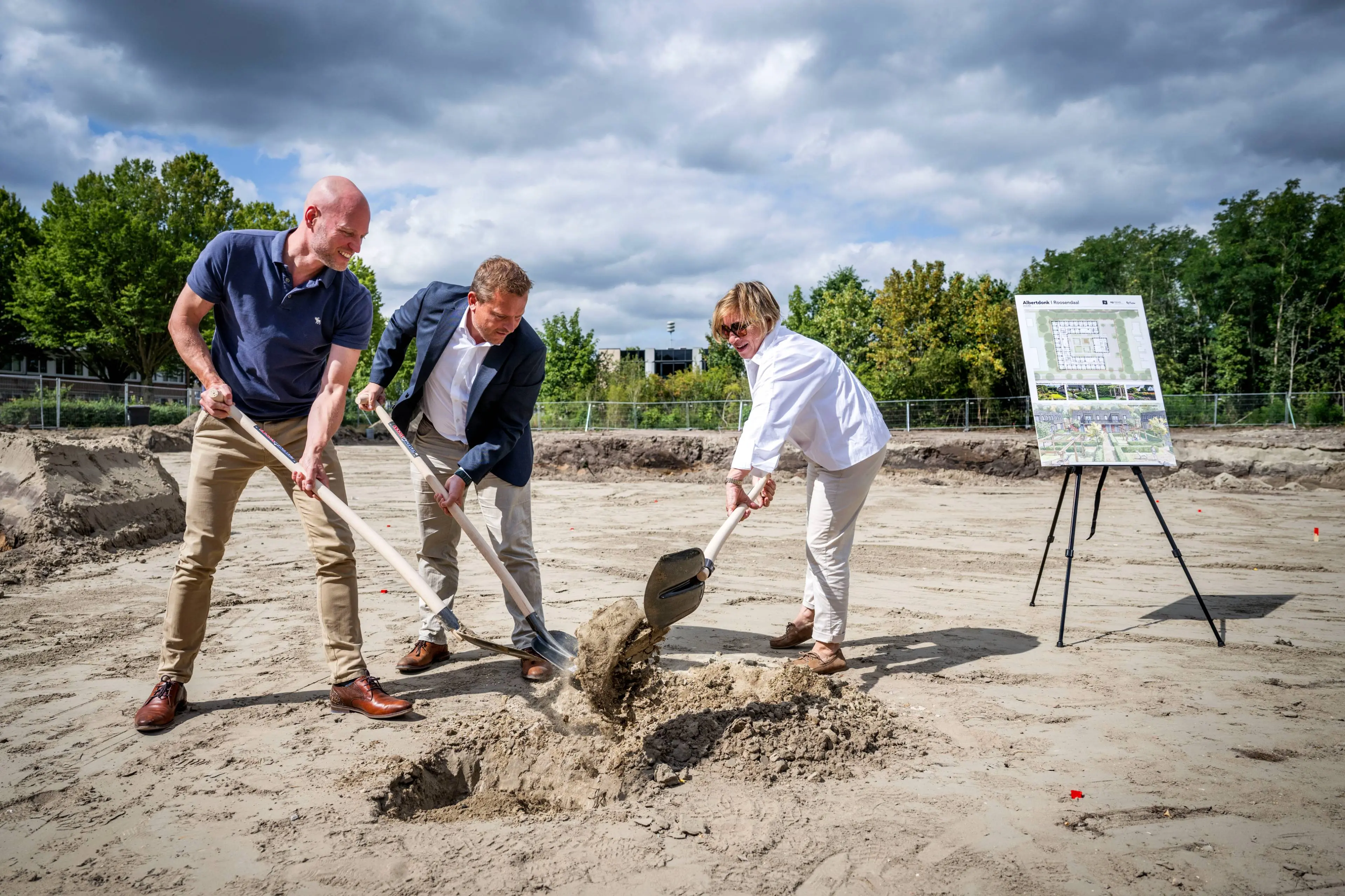 1 - Startsein bouw Albertdonk SDW - kistje met wensen
