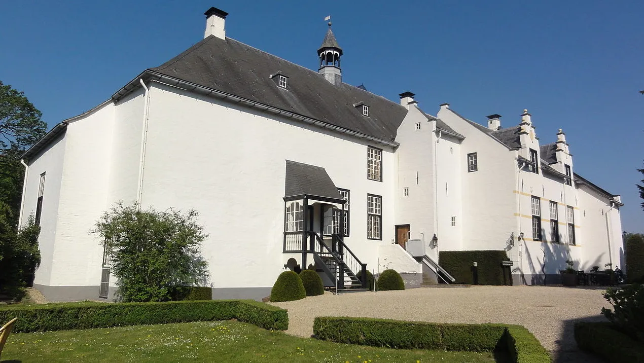 1280px ewijk rijksmonument 520284 slot doddendaal hoofdgebouw e1441532806581