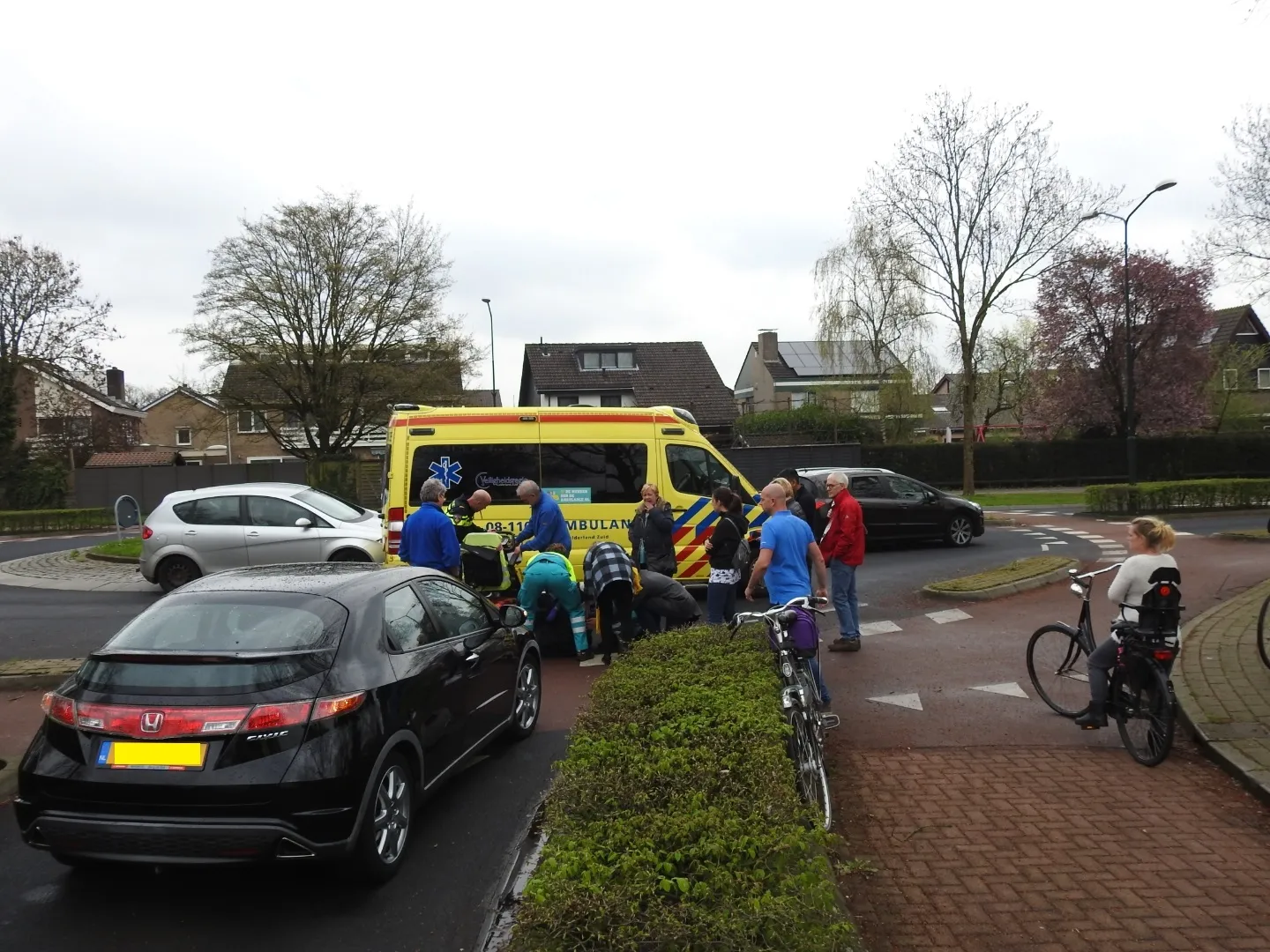 190760 gewonde bij botsing tussen scootmobiel en auto in beuningen dscn6250